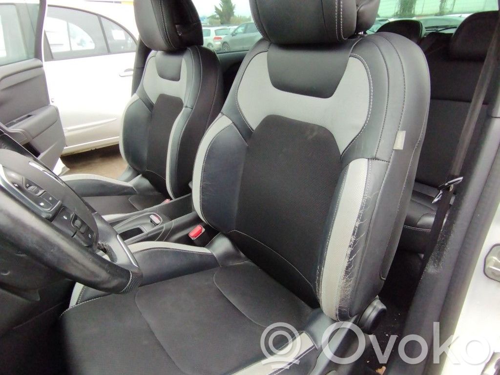 Citroen DS4 Asiento delantero del conductor 