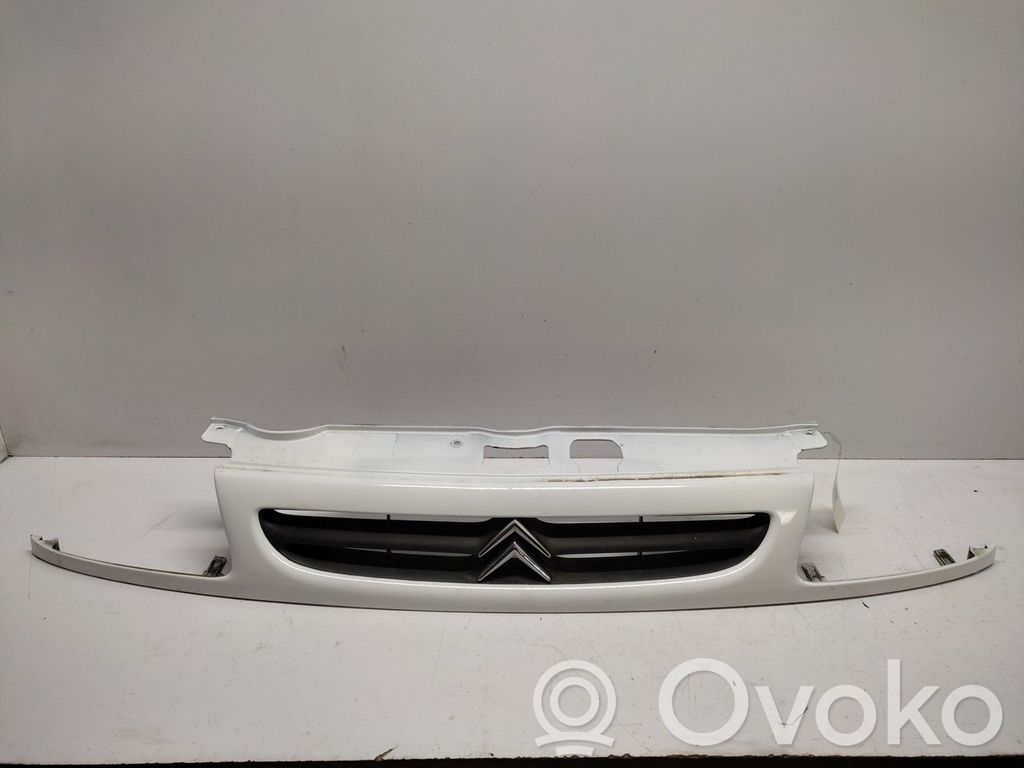 Citroen Saxo Etusäleikkö 