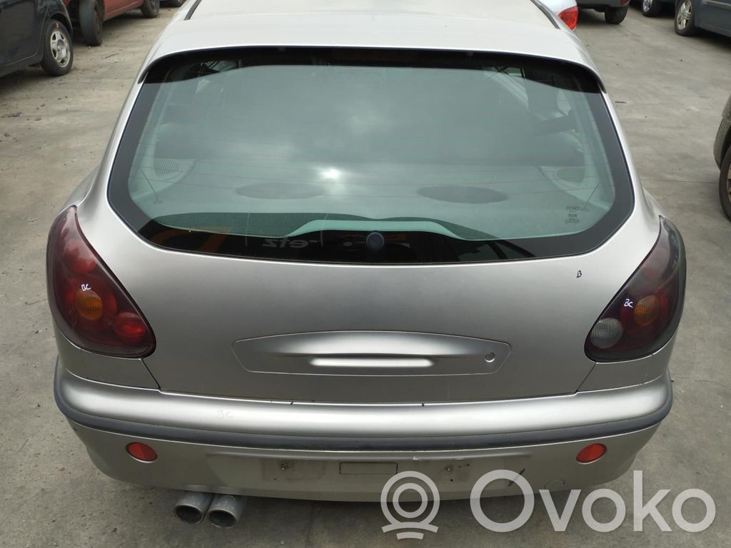 Fiat Bravo - Brava Tylna klapa bagażnika 