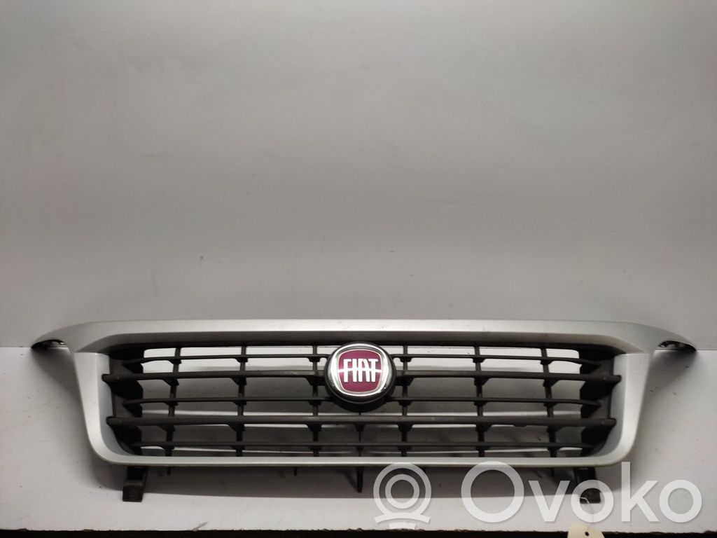 Fiat Ducato Grilă față 