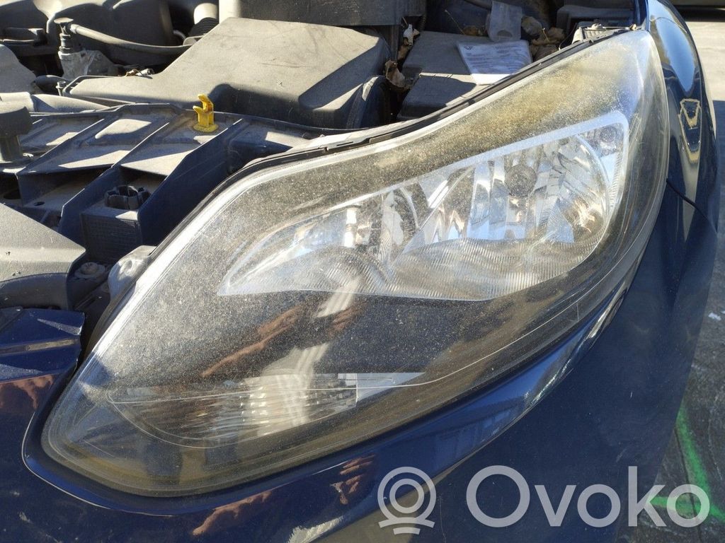 Ford Focus Headlight/headlamp 