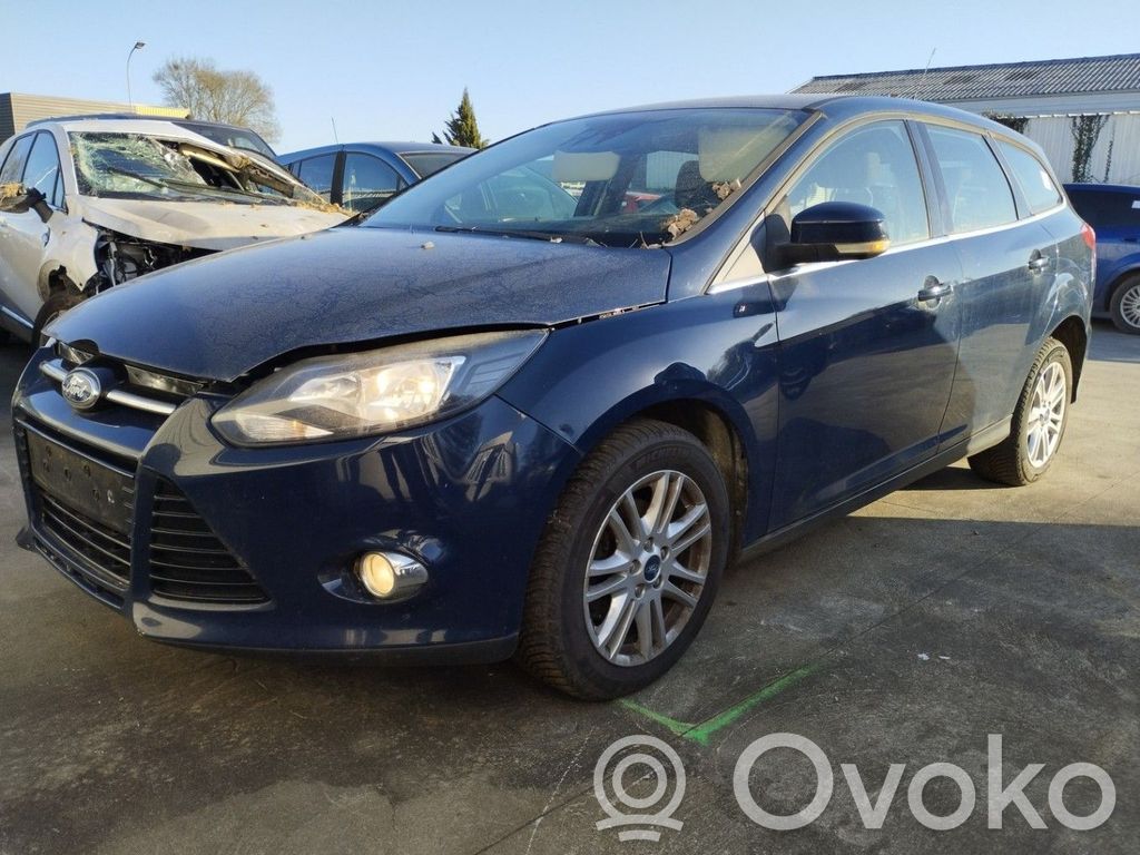 Engine splash shield/under tray   1840365
