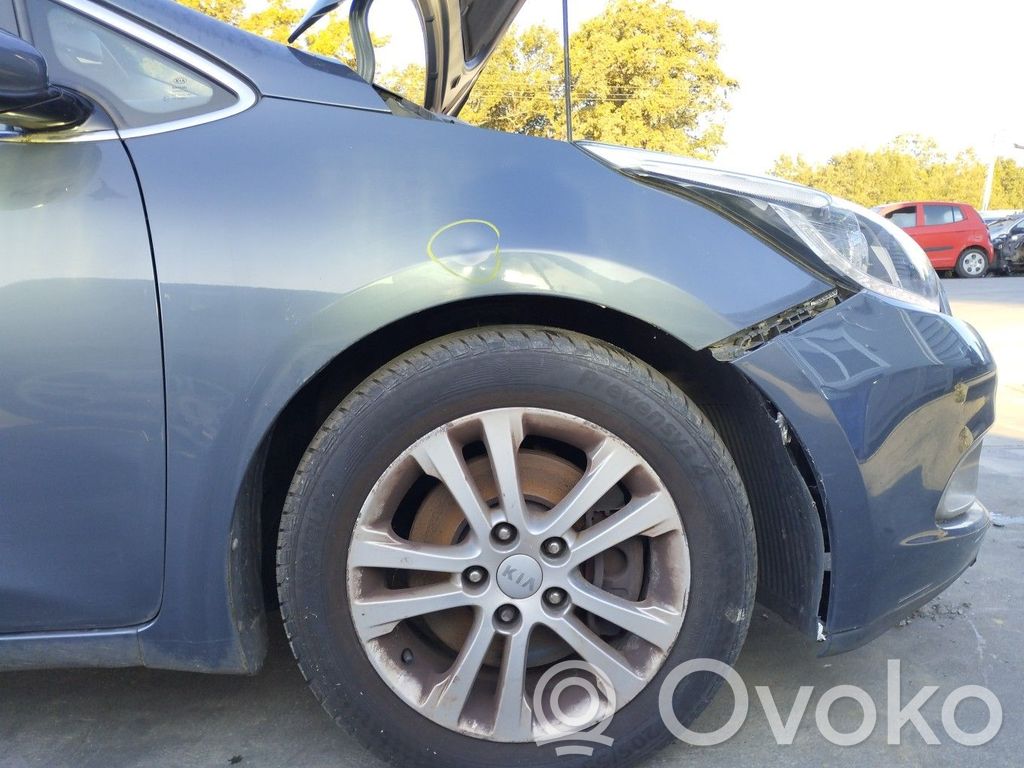 KIA Ceed Spārns 
