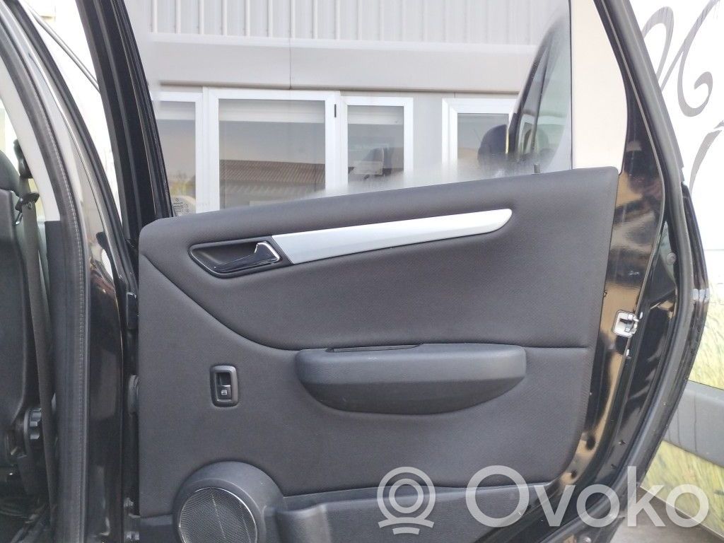 Mercedes-Benz B W245 Zamek drzwi tylnych 