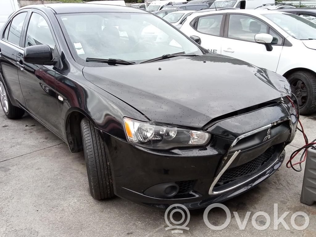 Mitsubishi Lancer X Etuvetoakseli 