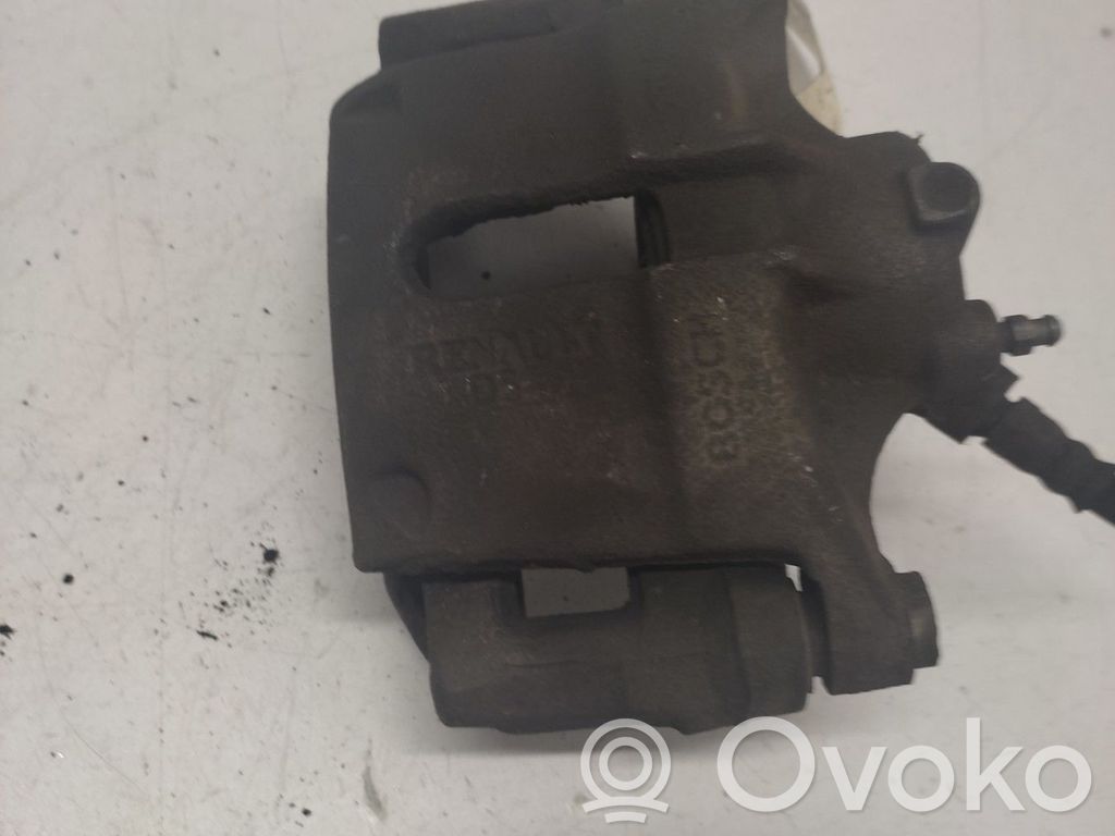 Nissan Kubistar Zacisk hamulcowy przedni 