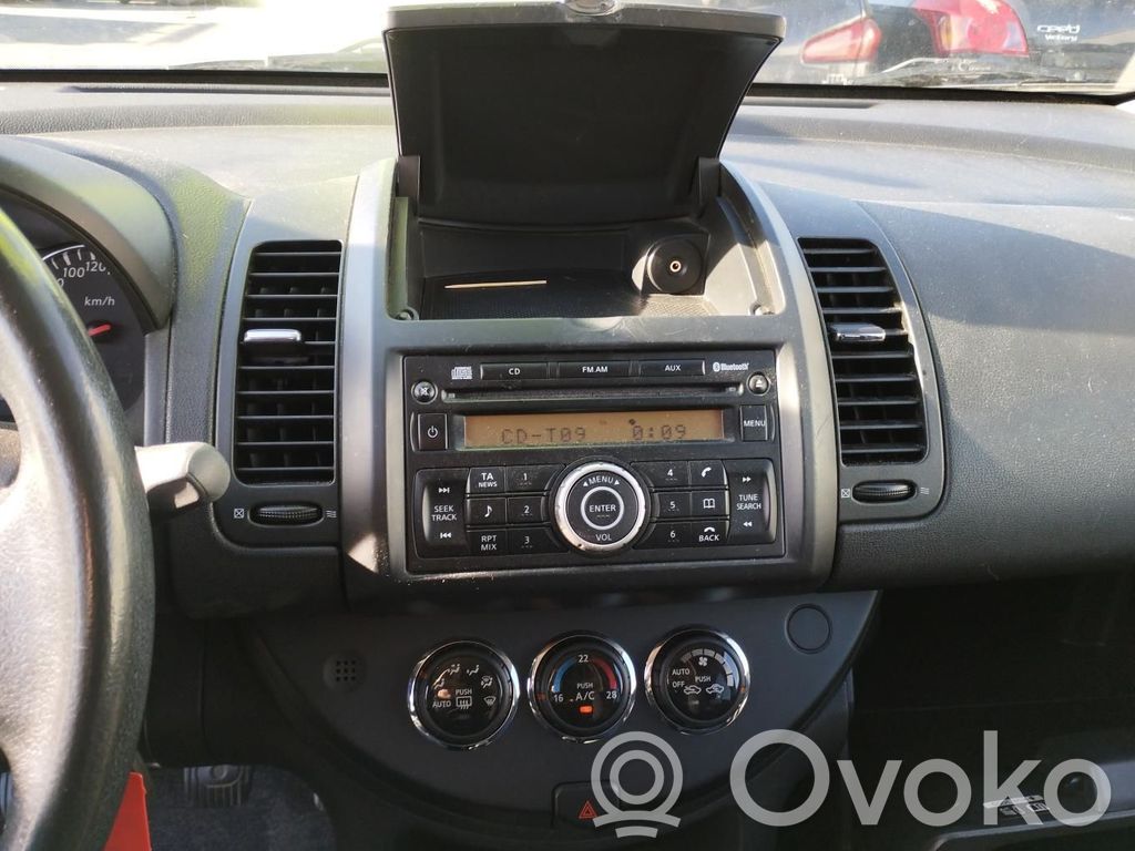 Nissan Note (E11) Climate control unit 