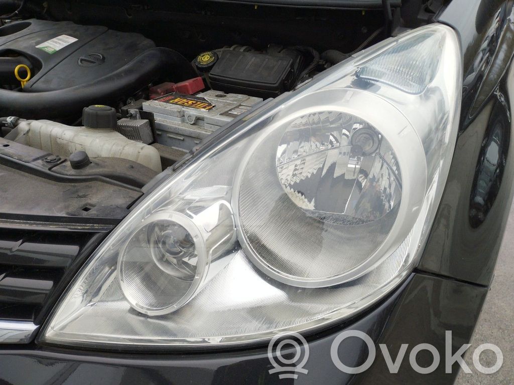 Nissan Note (E11) Headlight/headlamp 