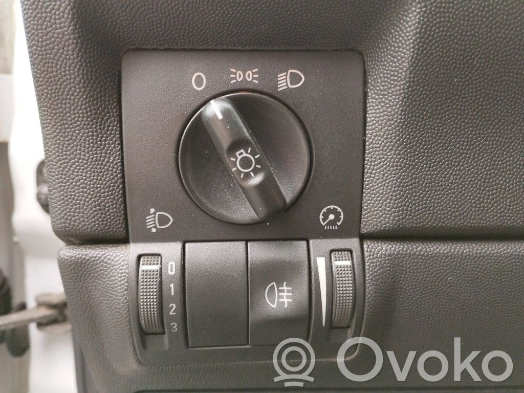 Opel Combo C Light switch 