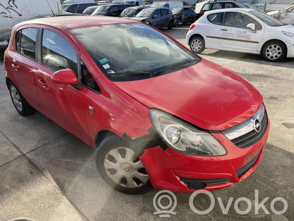 Opel Corsa D Hammastanko 