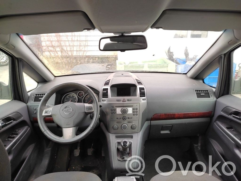 Opel Zafira B Bord 