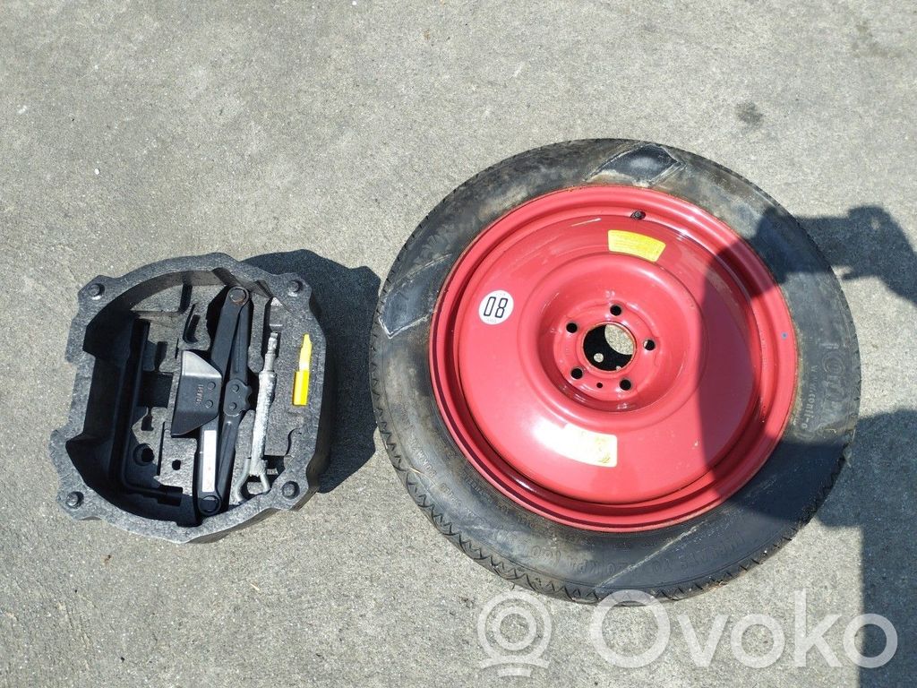 Peugeot 407 Tool set 
