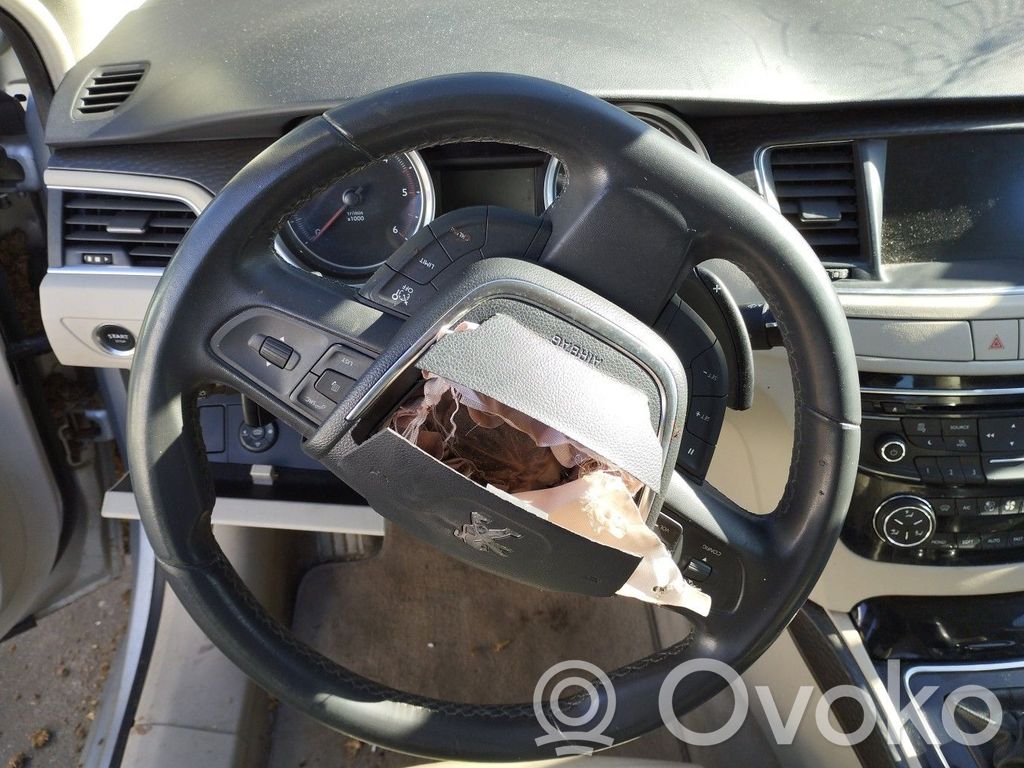 Peugeot 508 Руль 