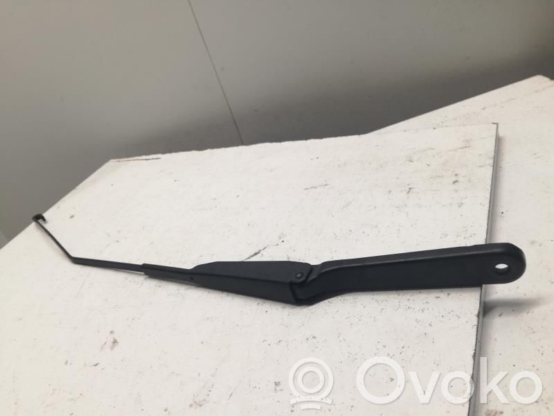 Peugeot Partner Front wiper blade arm 