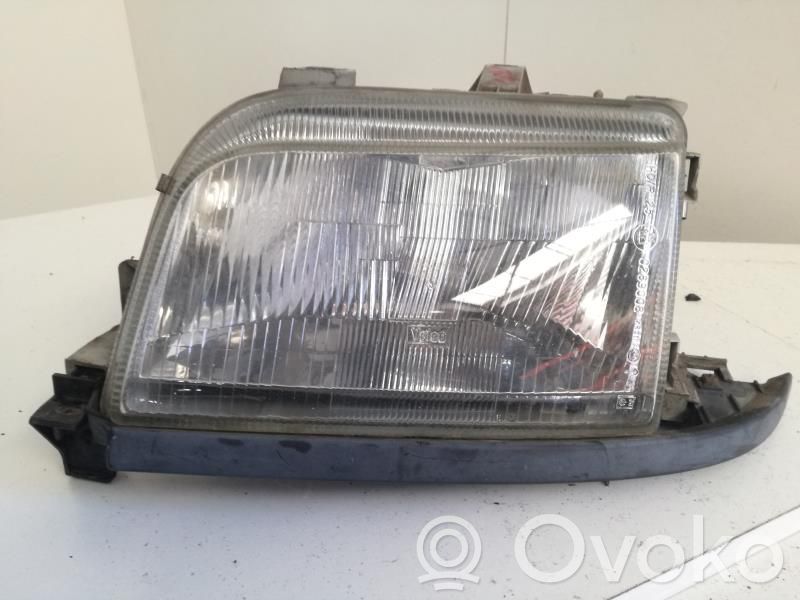Renault Clio I Headlight/headlamp 