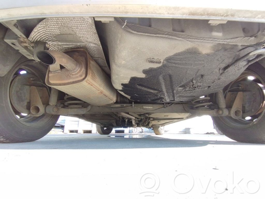 Renault Clio II Juego de montaje de la suspensión trasera 