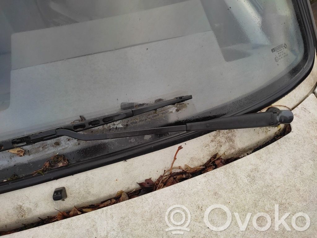 Renault Express Front wiper blade arm 