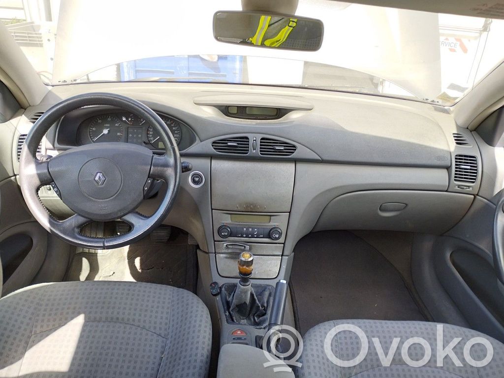 Renault Laguna II Kojelauta 