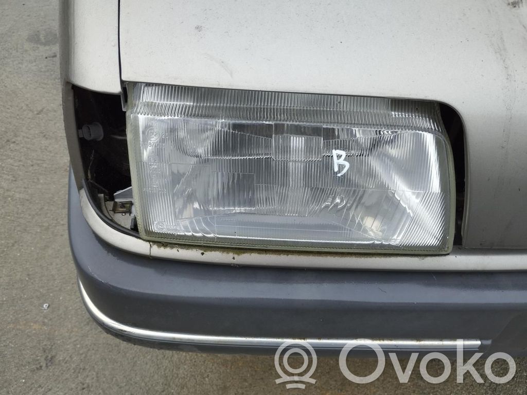 Renault 19 Headlight/headlamp 