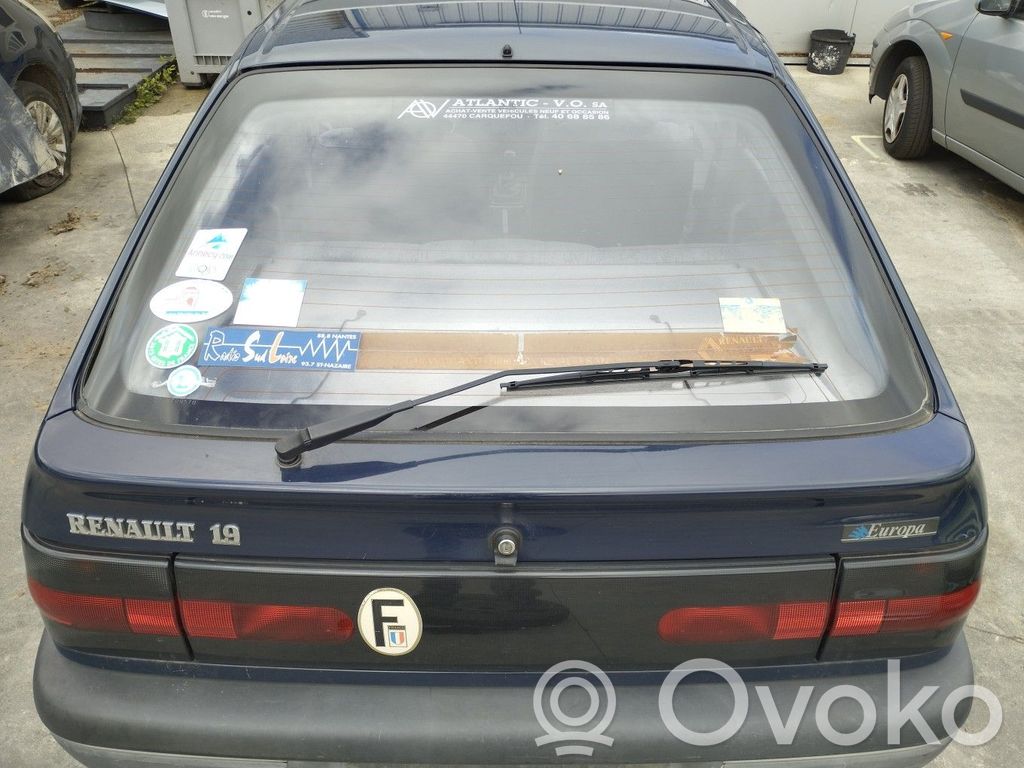Renault 19 Puerta del maletero/compartimento de carga 