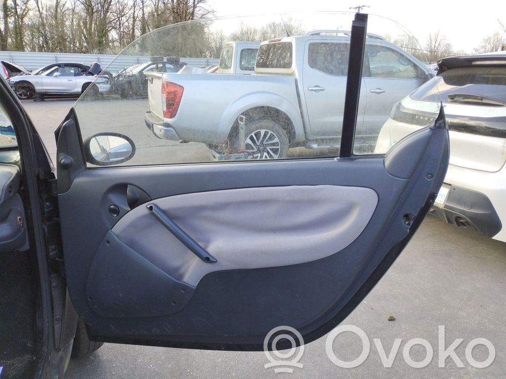 Smart ForTwo I Priekinė durų spyna 