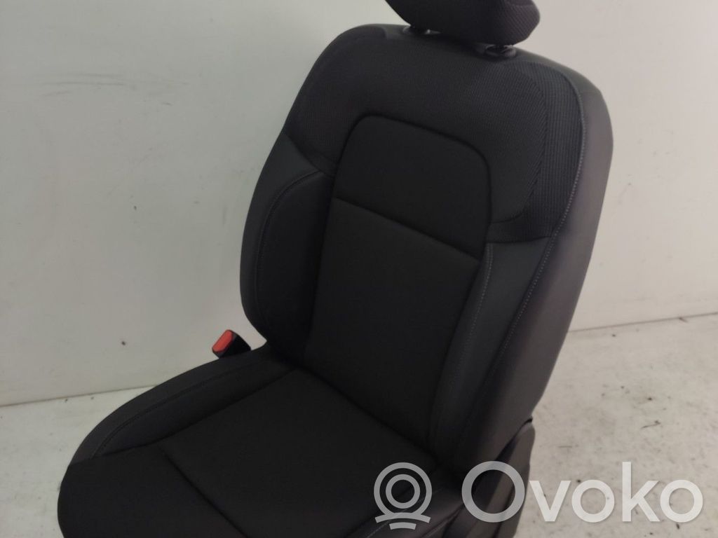 Renault Express Kuljettajan istuin 