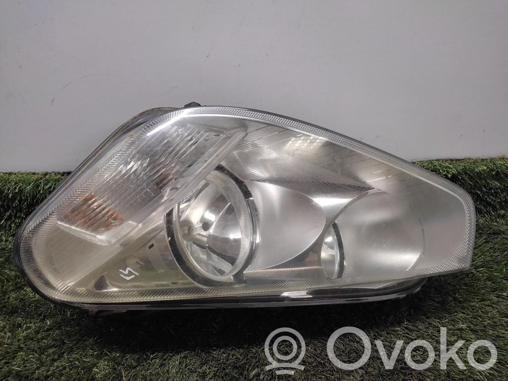 Ford C-MAX I Headlight/headlamp 