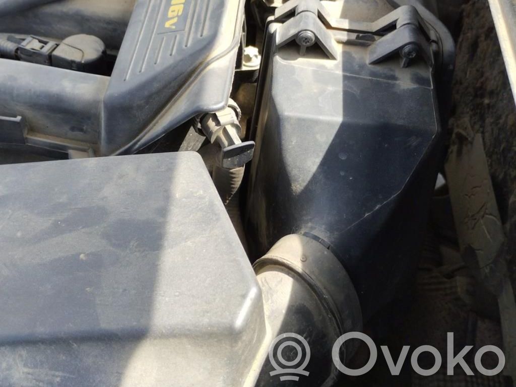 Renault Laguna I Air filter box 