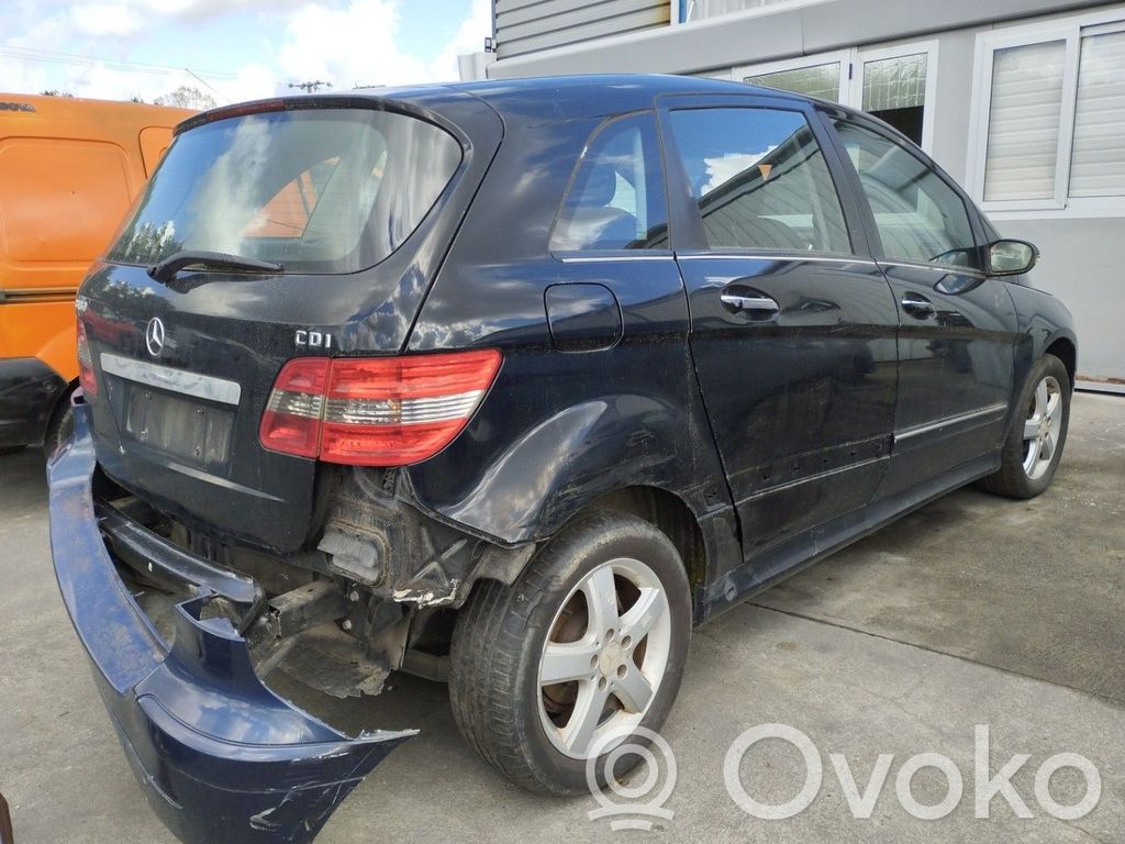 Mercedes-Benz B W245 Zamek drzwi tylnych 