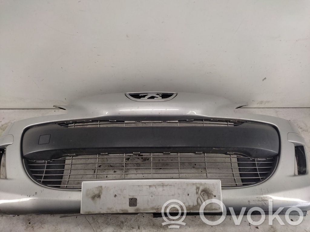 Peugeot 308 Parachoques delantero 