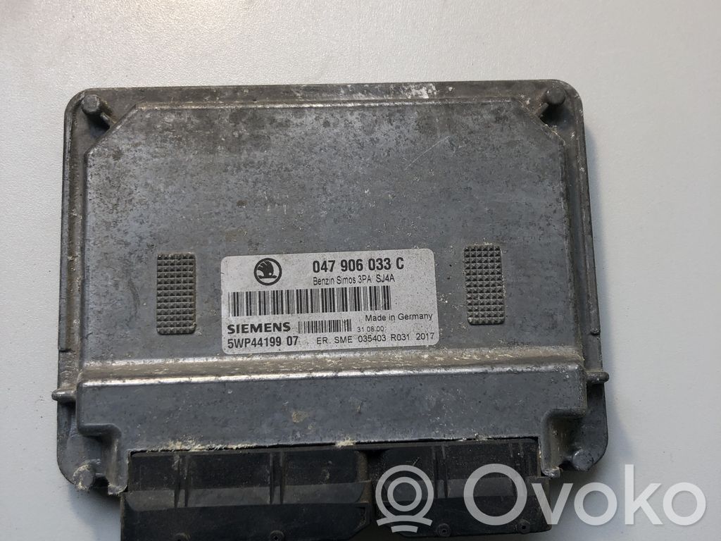 Skoda Fabia Mk1 (6Y) Engine control unit/module 
