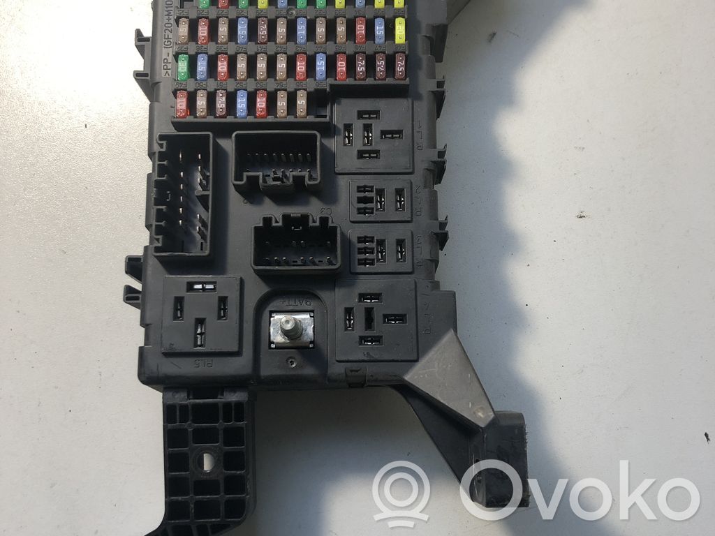 Jaguar X-Type Fuse box set 