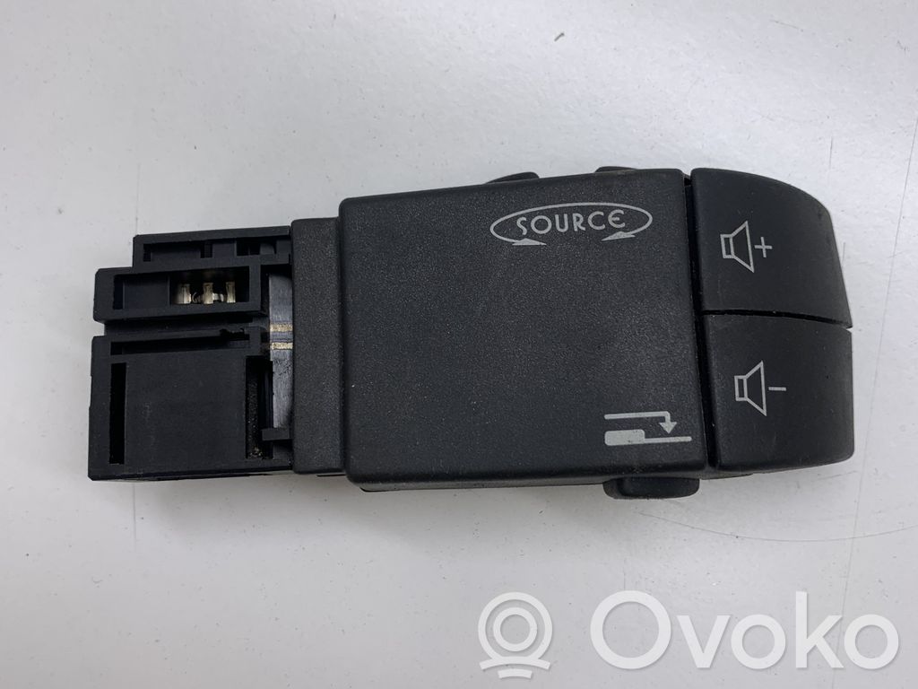 Renault Laguna II Interruptor de control multifunción 