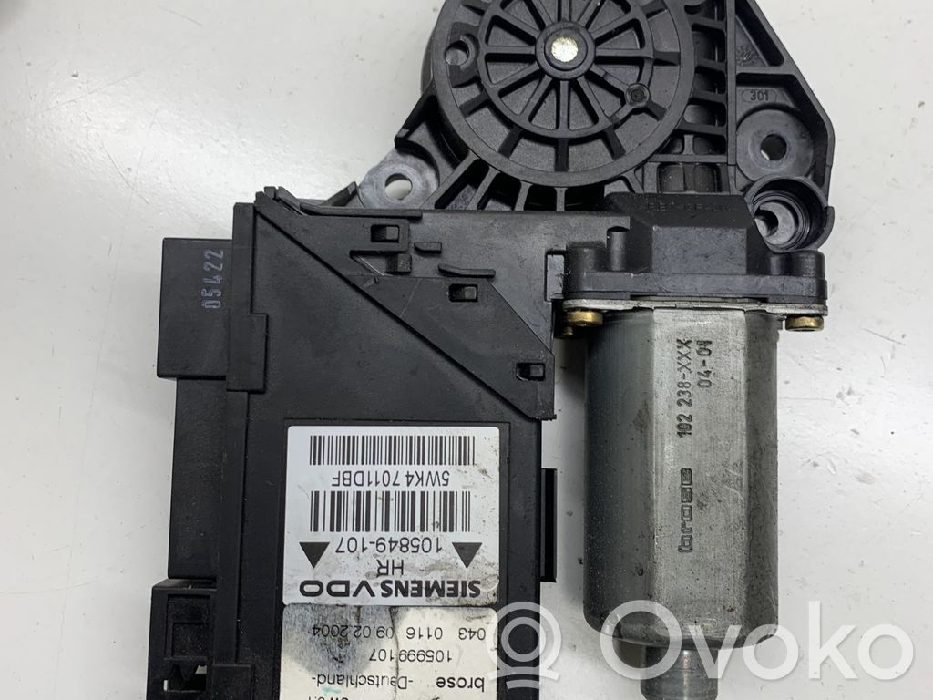 Audi A4 S4 B7 8E 8H Silniczek podnoszenia szyby drzwi tylnych 