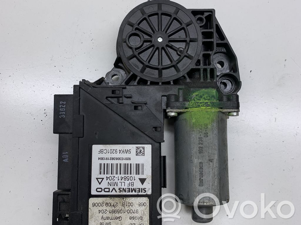 Audi A4 S4 B7 8E 8H Etuoven ikkunan nostomoottori 