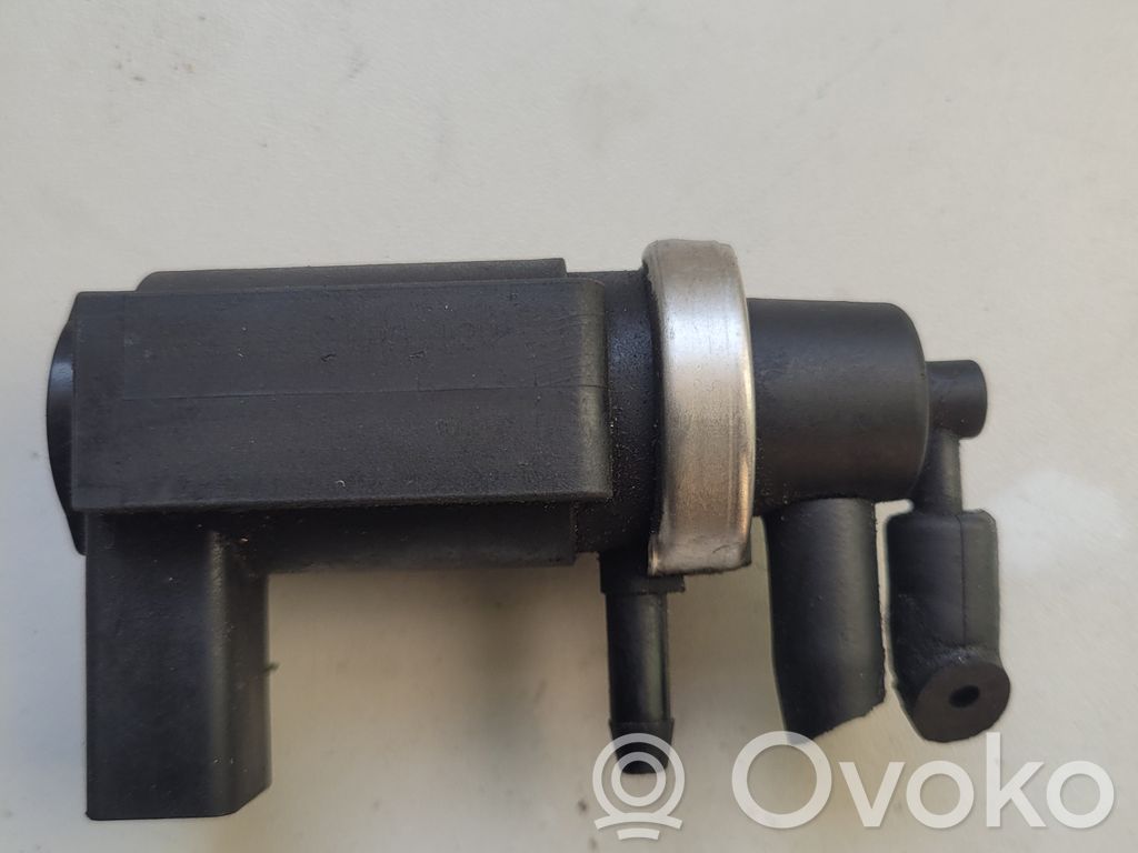 Audi A6 S6 C5 4B Electroválvula del turbo 