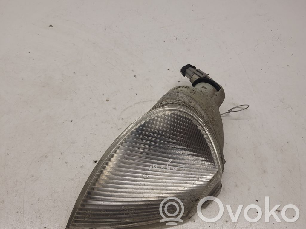 Renault Laguna I Front indicator light 