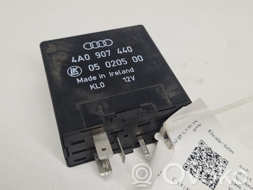 Audi A6 S6 C5 4B Inne przekaźniki 