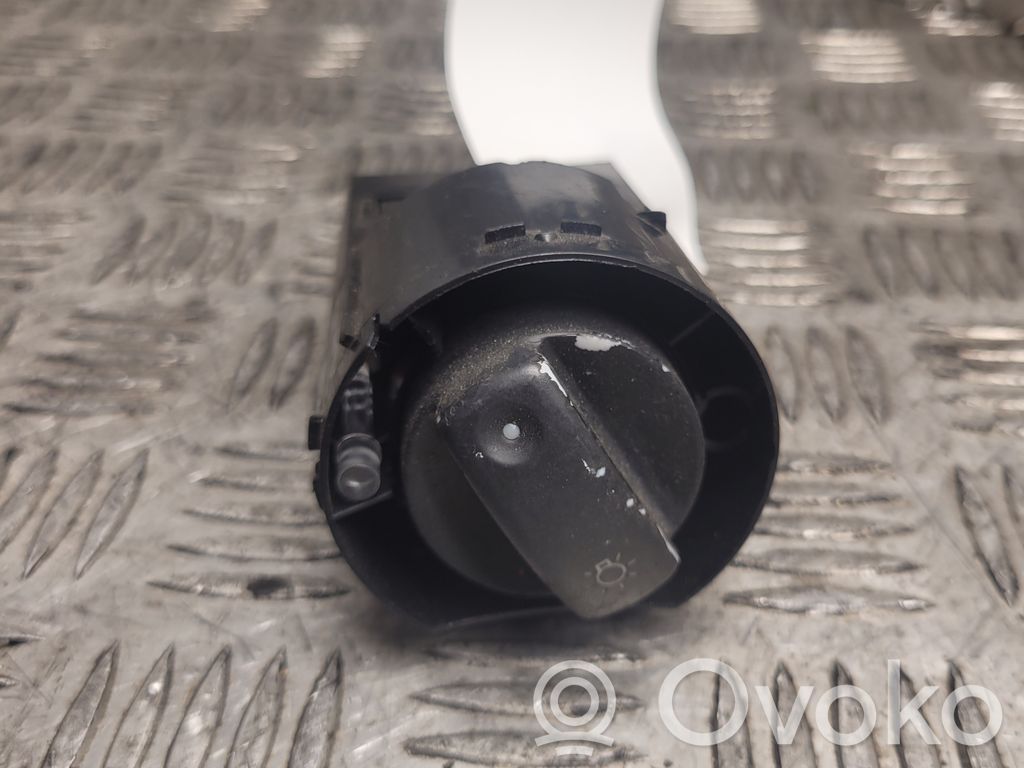 Audi A6 S6 C5 4B Light switch 