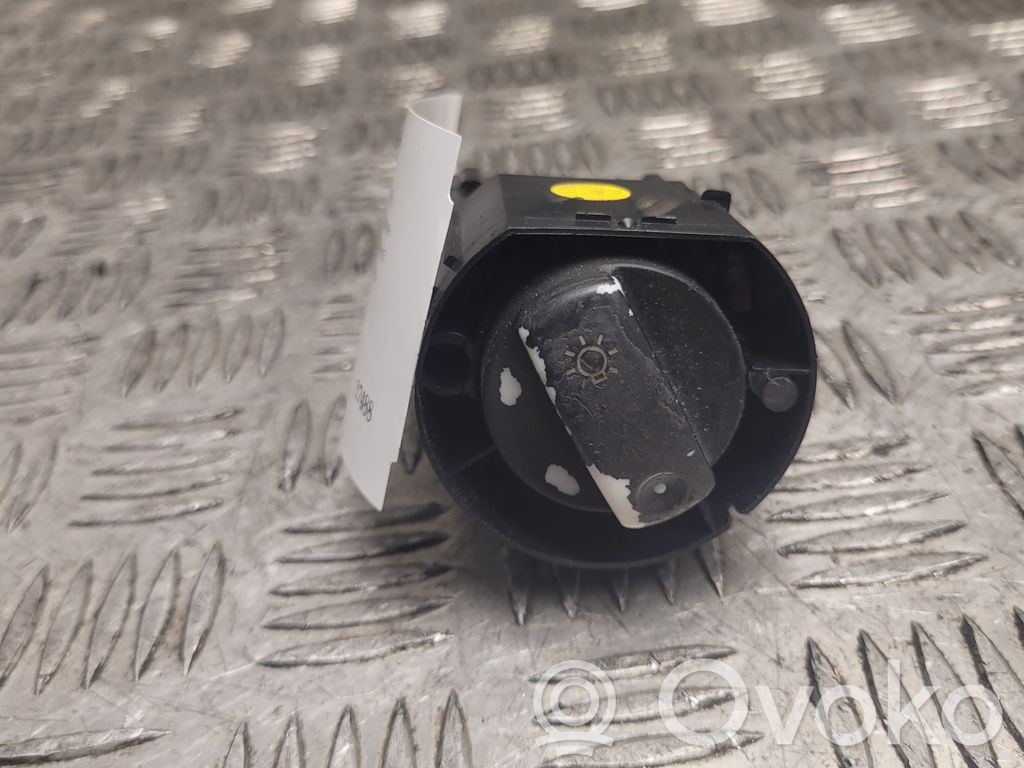 Audi A6 S6 C5 4B Light switch 