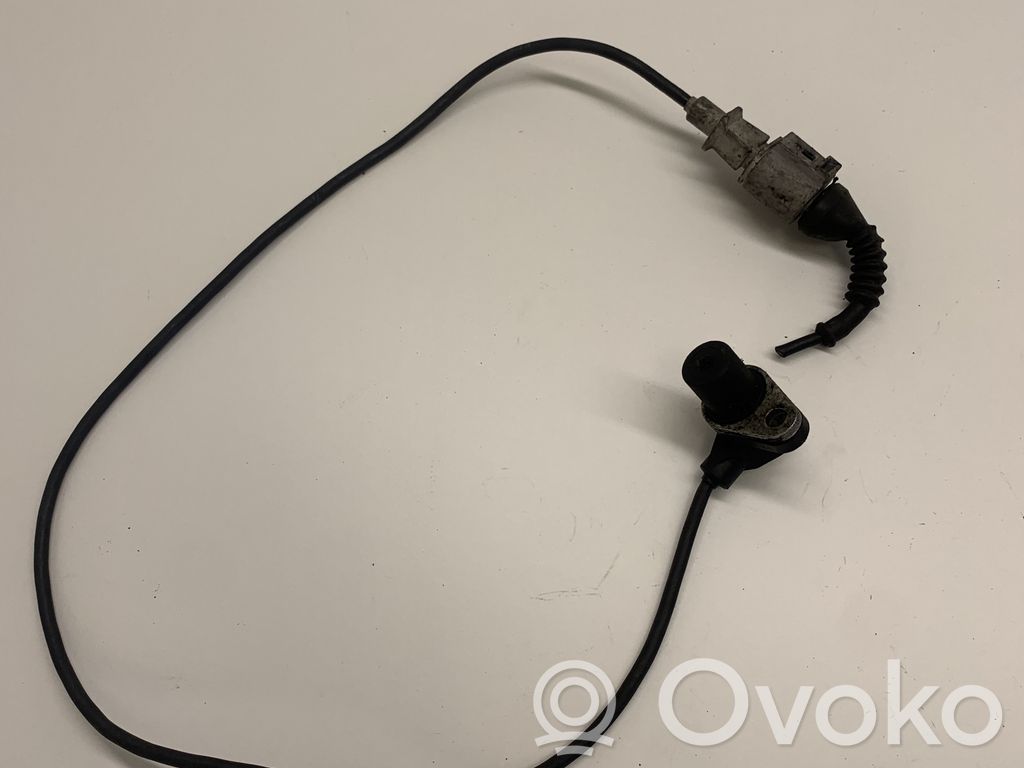 Audi A4 S4 B5 8D Czujnik położenia wału korbowego 