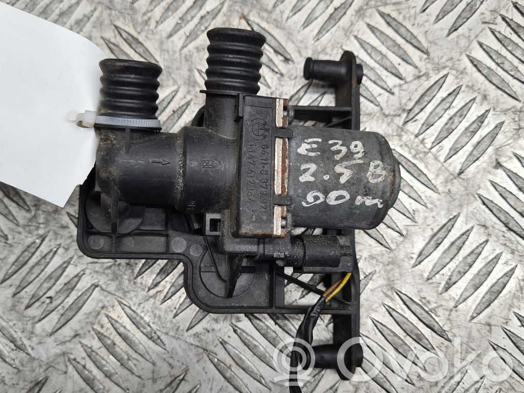 BMW 5 E39 Pompe à eau de liquide de refroidissement 