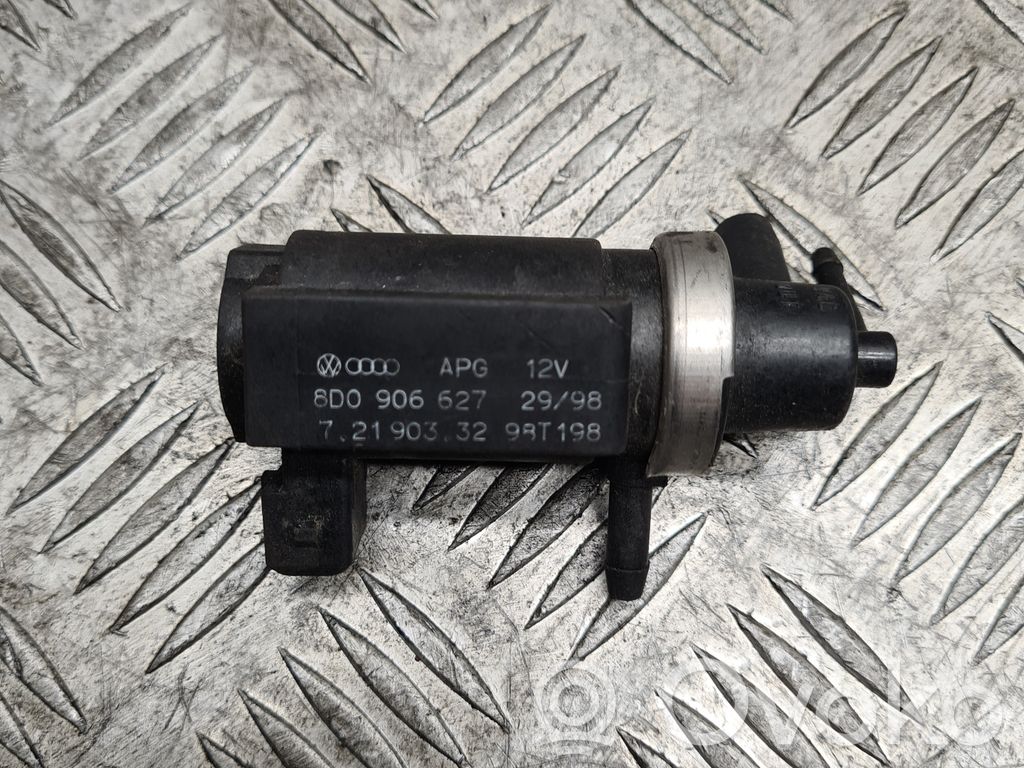 Audi A4 S4 B5 8D Electroválvula del turbo 