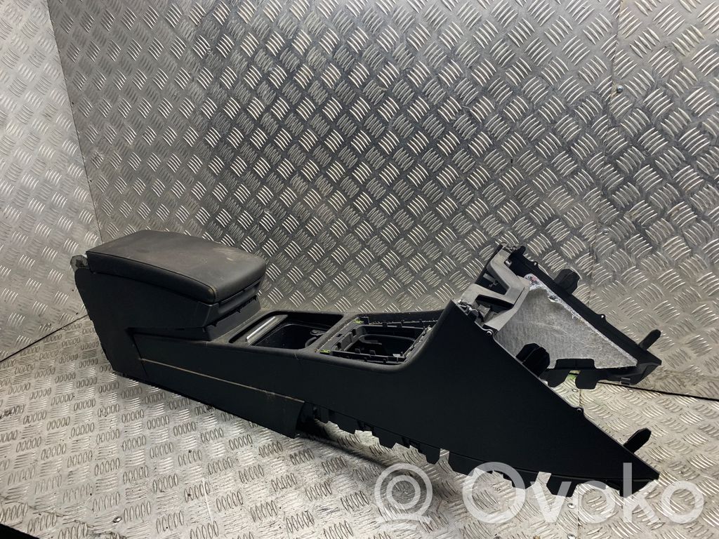 Volkswagen PASSAT B7 Tunel środkowy 