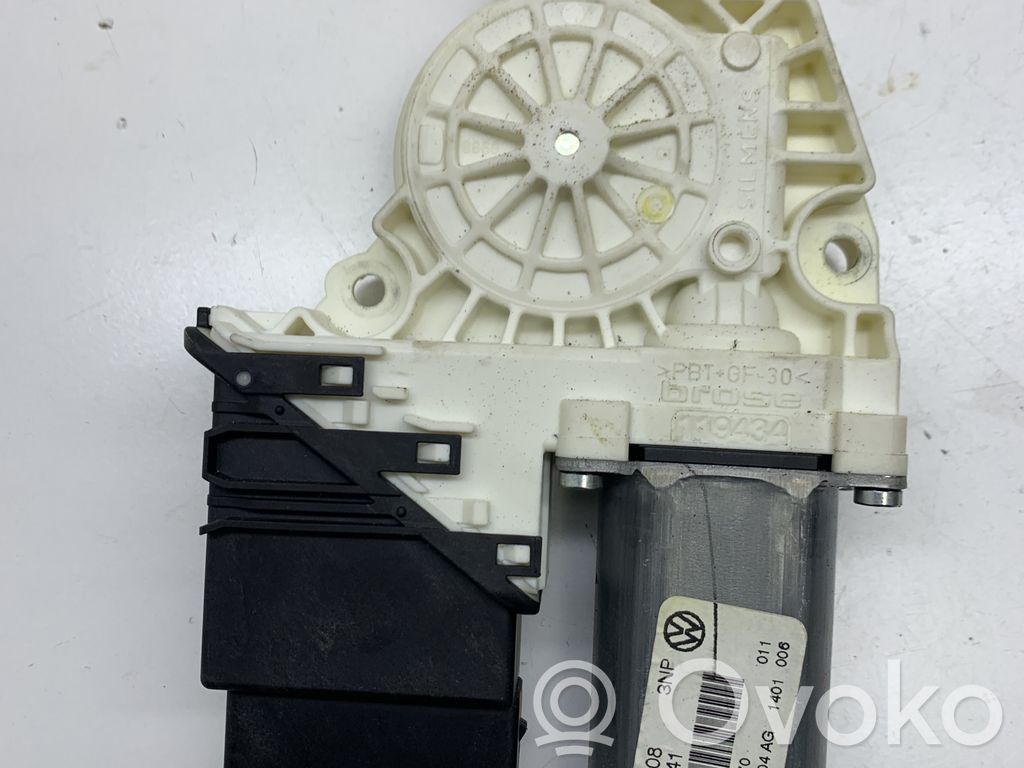 Volkswagen Golf V Takaoven ikkunan nostomoottori 