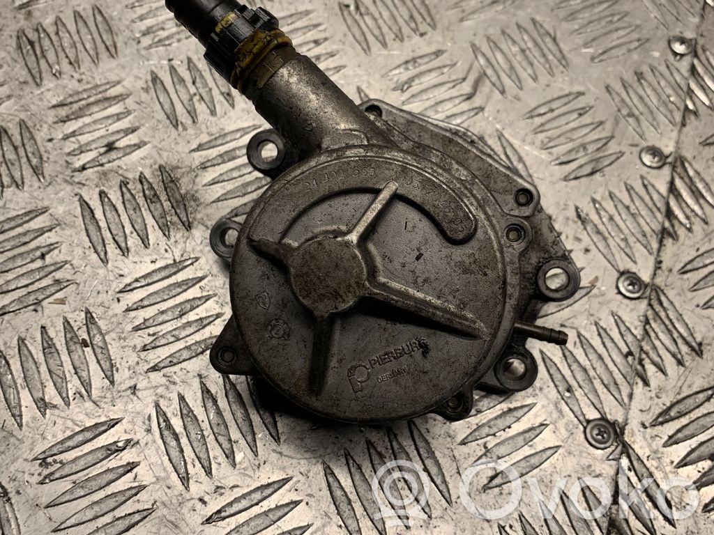 Opel Omega B1 Pompe à vide 