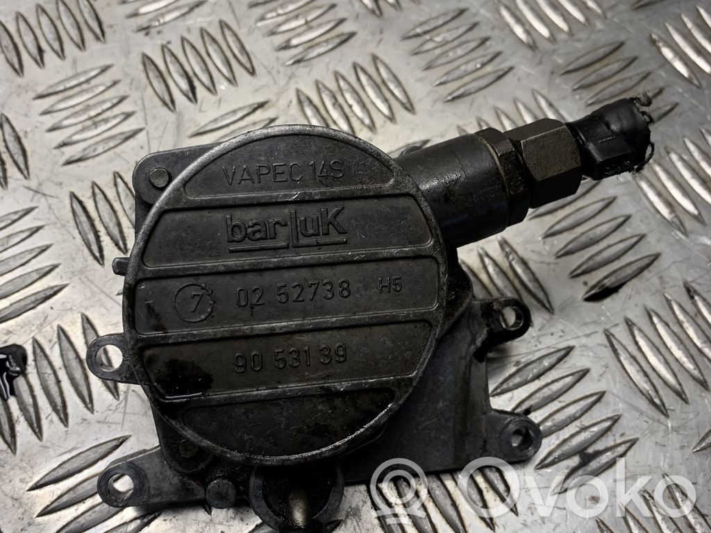 Opel Vectra B Bomba de vacío 