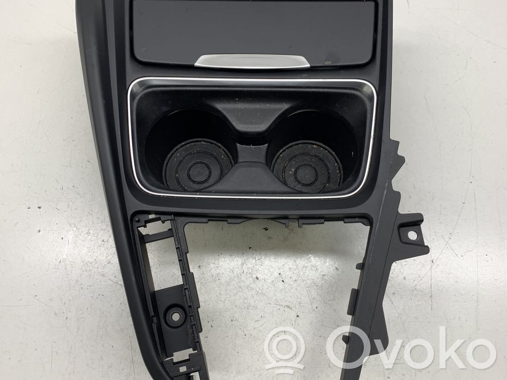 BMW 3 GT F34 Przedni uchwyt na kubek tunelu środkowego 