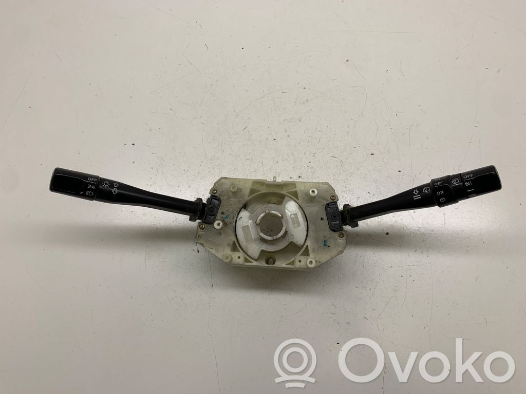 Honda CR-V Wiper turn signal indicator stalk/switch 