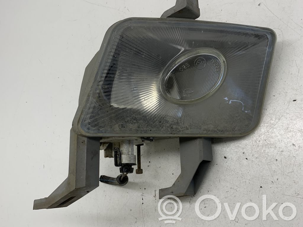 Opel Vectra B Etusumuvalo 